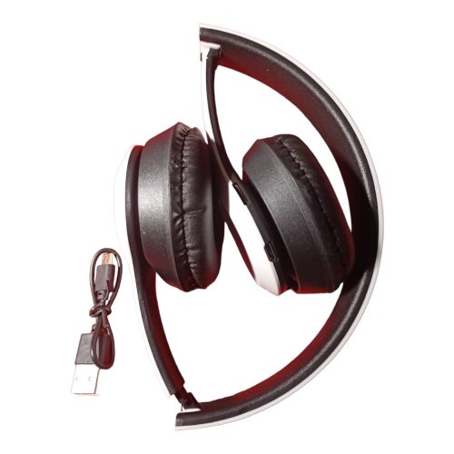 p47 headphones-white